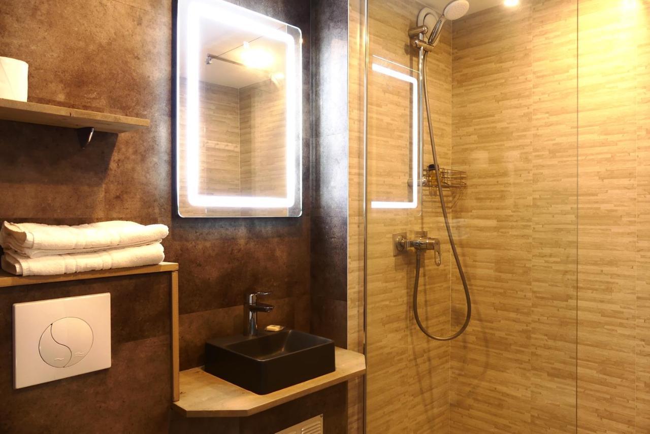 Contact Hotel Le Provencal Bordeaux Lac 외부 사진