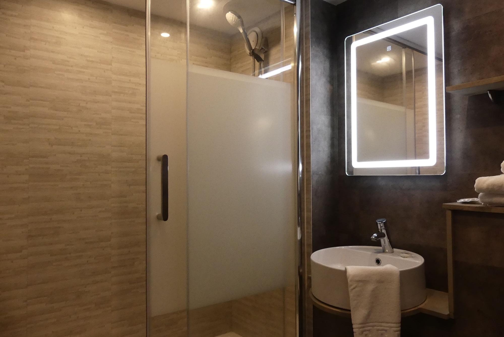 Contact Hotel Le Provencal Bordeaux Lac 외부 사진