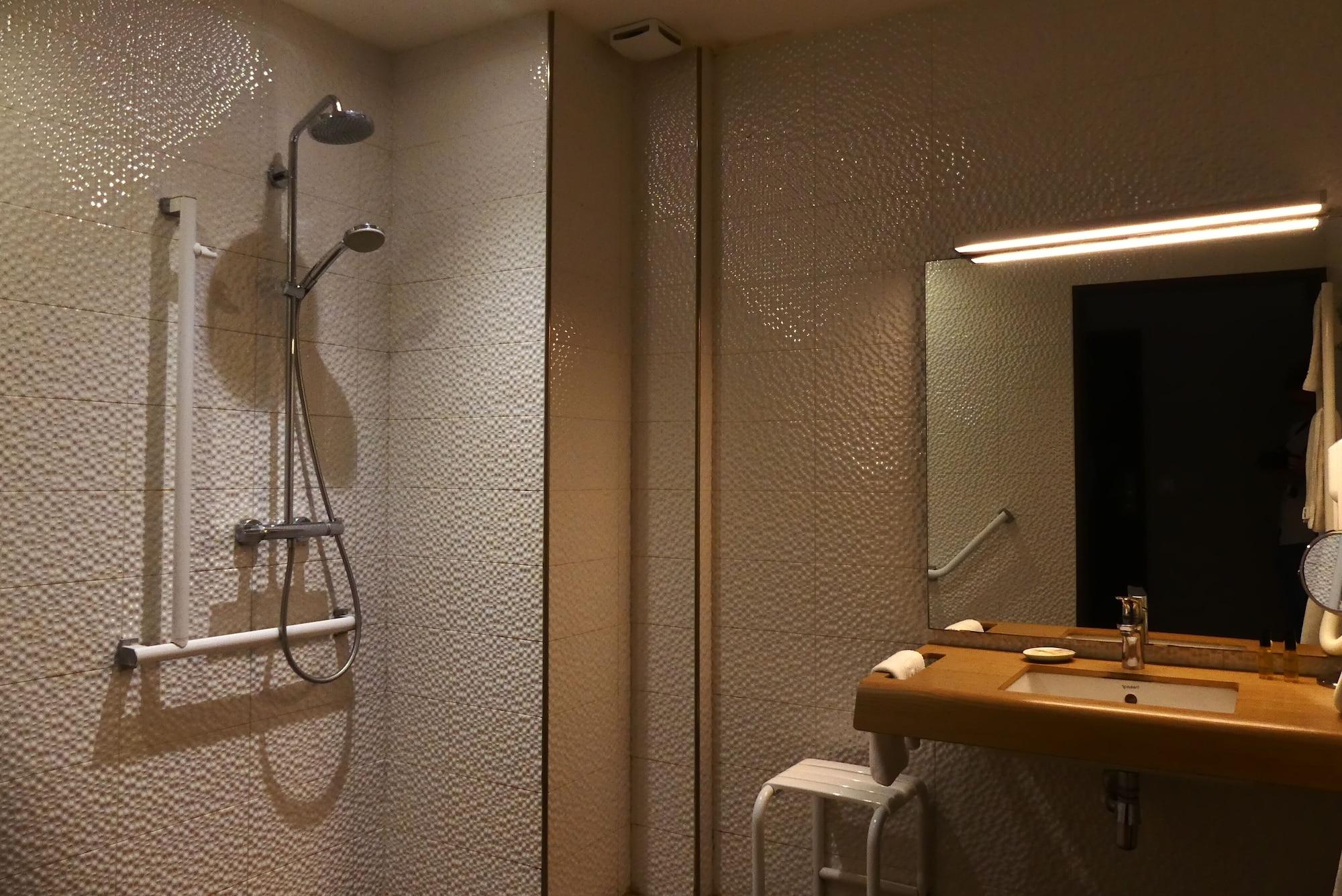 Contact Hotel Le Provencal Bordeaux Lac 외부 사진