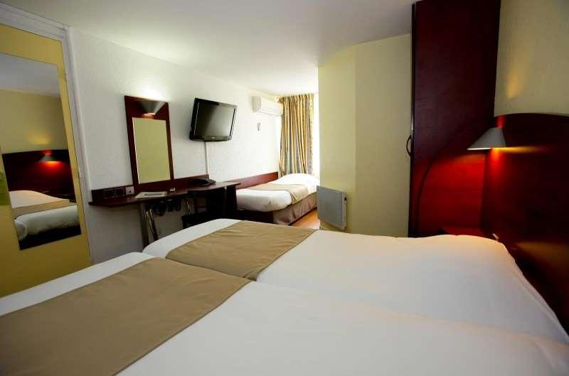 Contact Hotel Le Provencal Bordeaux Lac 객실 사진